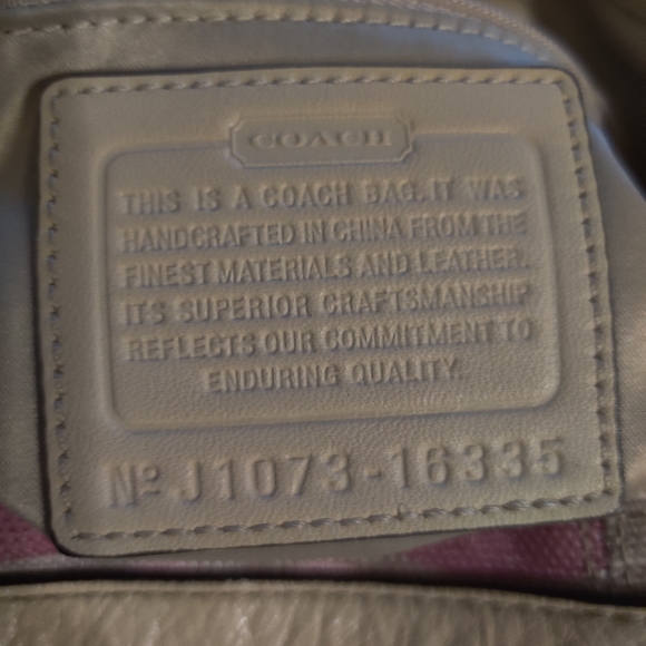 Coach purse - Picture 3 of 5